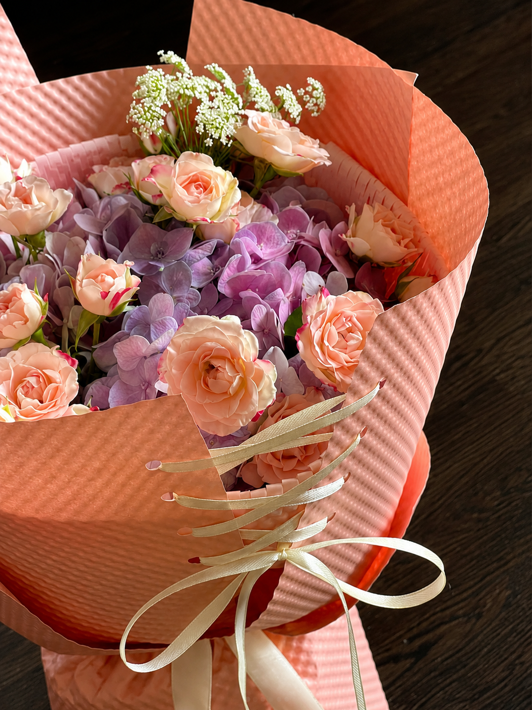Purple moonlight bouquet chi tiết 1-4 - hoa ky niem tim lavender cam dao Flocaa